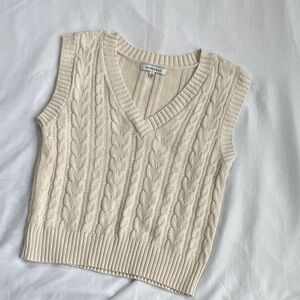 Cable Knit V-Neck Sweater Vest